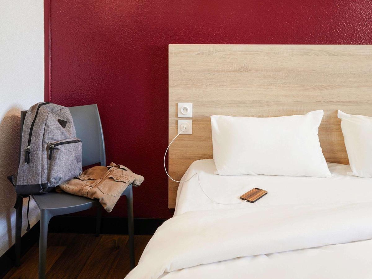 Hotelf1 Lyon Sud Oullins Renove Екстериор снимка