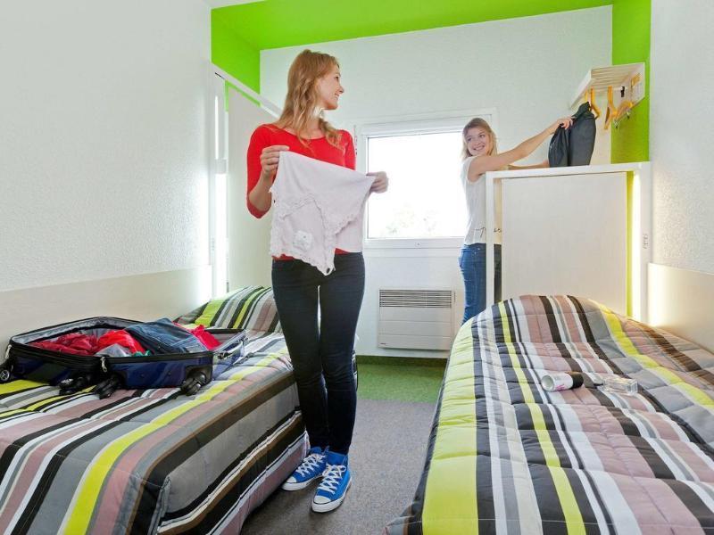Hotelf1 Lyon Sud Oullins Renove Екстериор снимка