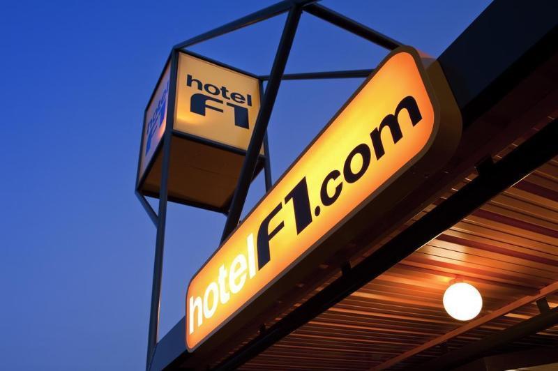 Hotelf1 Lyon Sud Oullins Renove Екстериор снимка