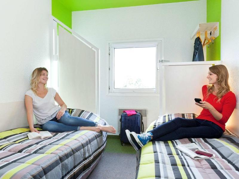 Hotelf1 Lyon Sud Oullins Renove Екстериор снимка
